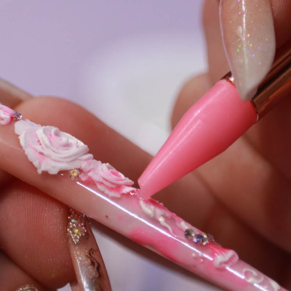 Embout métallique de l'Applicateur Strass Ongles INOCOS pour ajuster les décorations sur l'ongle