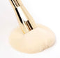 Brosse à ongles dorée design élégant - Nettoyage professionnel manucure