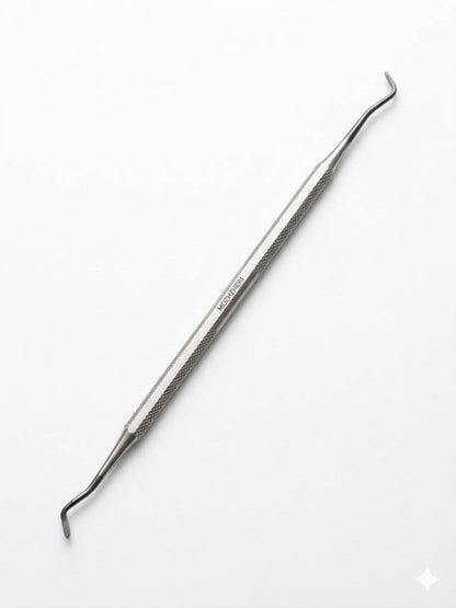 Détail des embouts courbes de la curette Mozhzheri en acier inoxydable médical